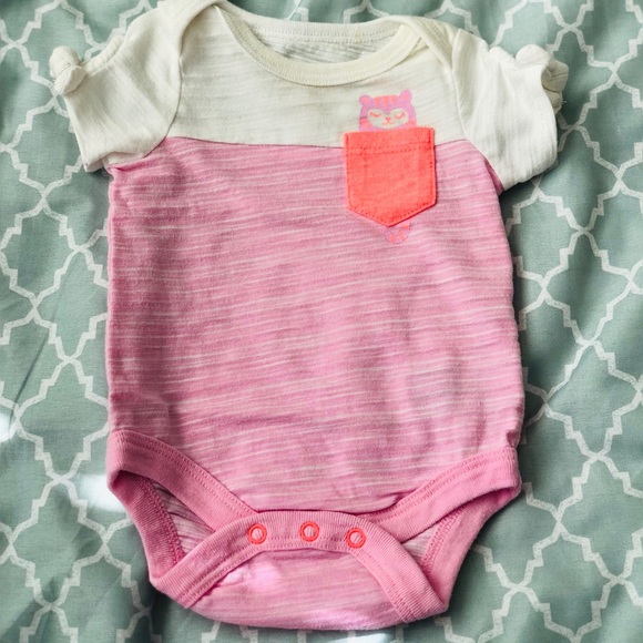 Onsie - Picture 2 of 8